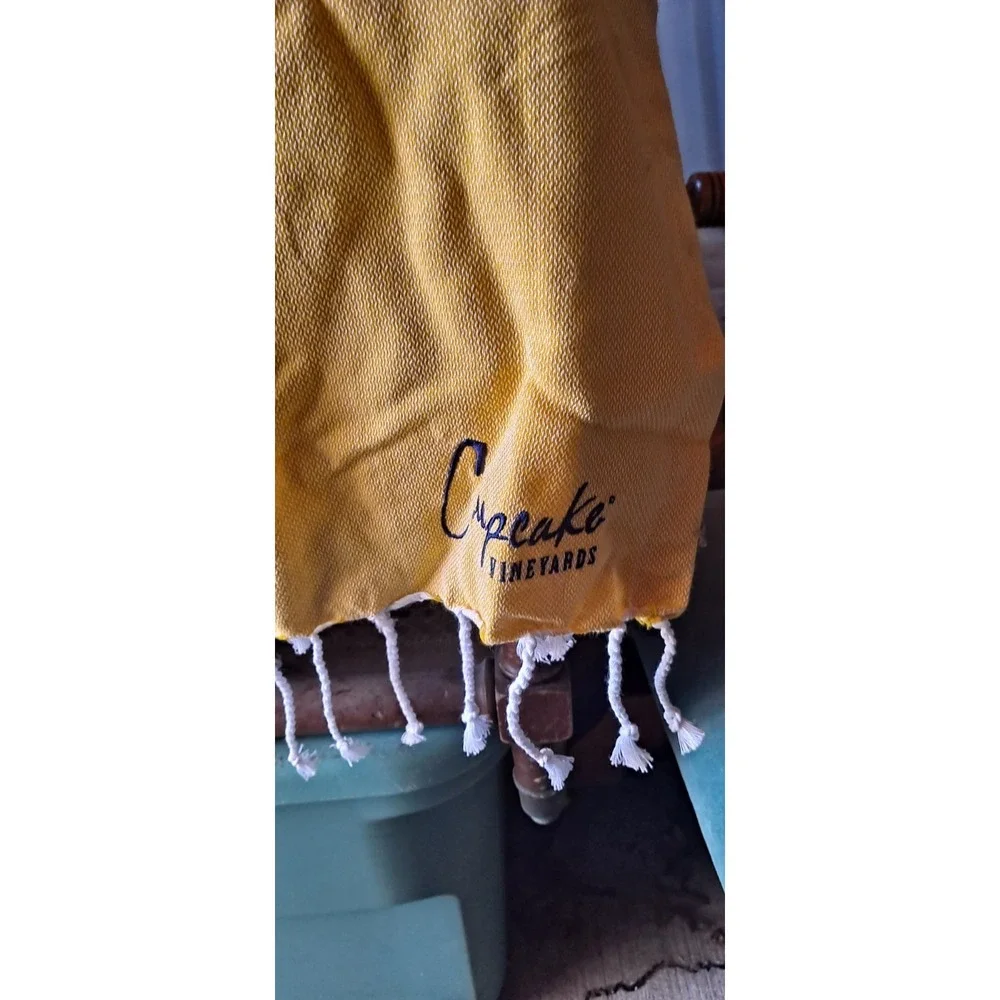 Yellow & White Turkish Beach Towel 40x72 Embroidered With Cupcake Vineyards